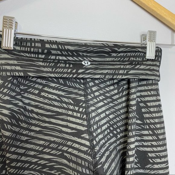 Lululemon Wunder Under Feather Print Crop Leggings - Picture 5 of 9